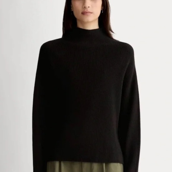 Everlane Sweaters - Everlane Cashmere Black Sweater